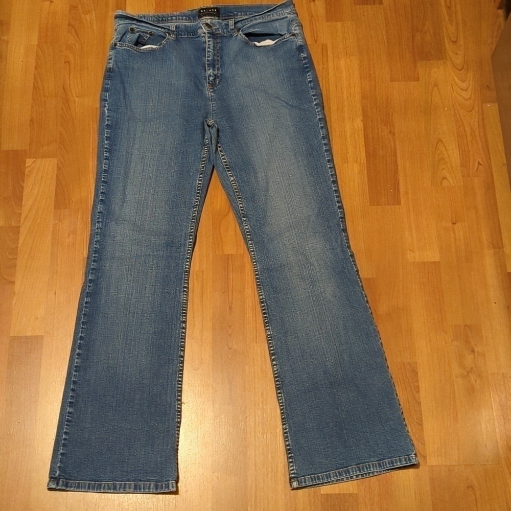 Axcess Liz Claiborne 14 regular blue jeans stretchy pockets comfy fit